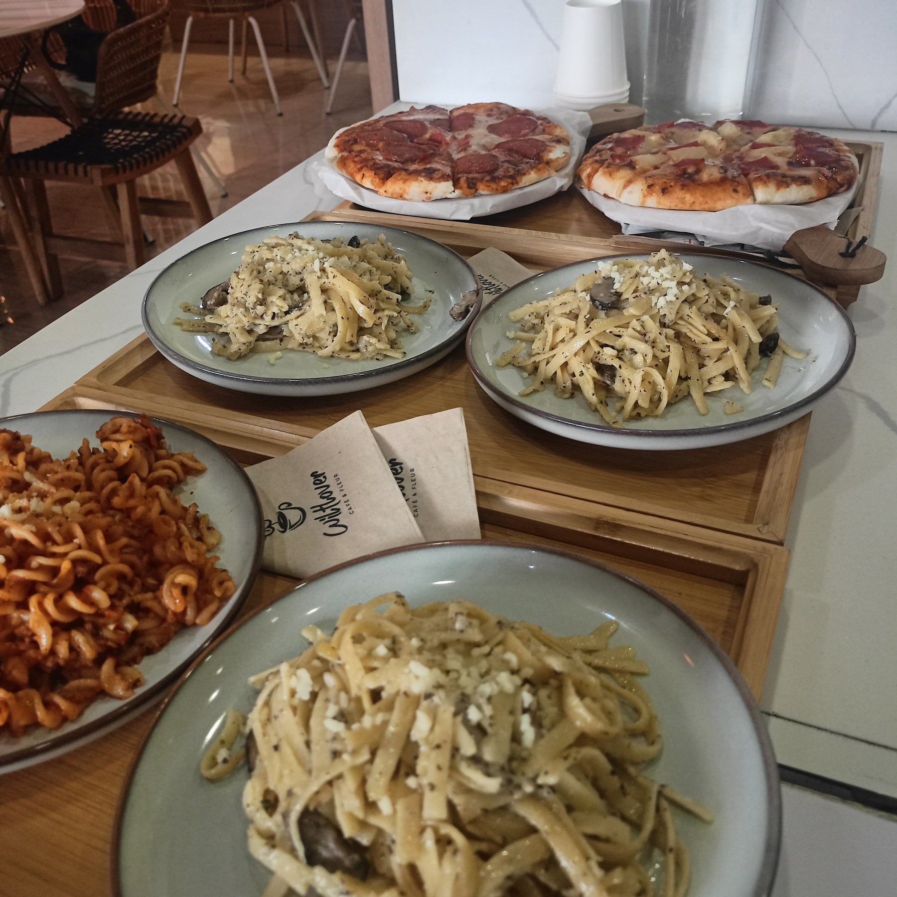 Wiltlover Cafe bar and counter area