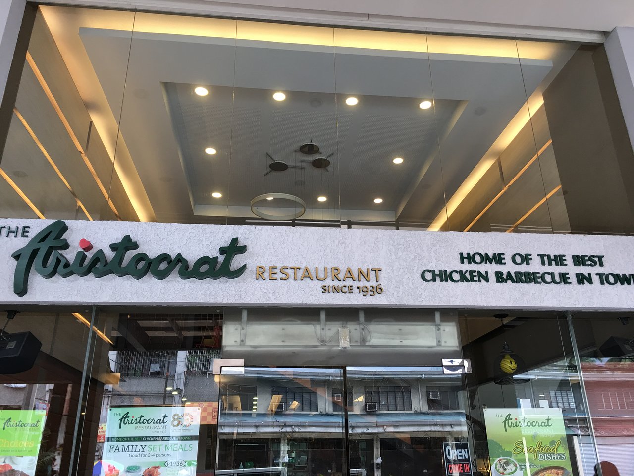 The Aristocrat Restaurant Banawe — Iconic Filipino BBQ & Heritage Dining in Quezon City — Restaurants Quezon City