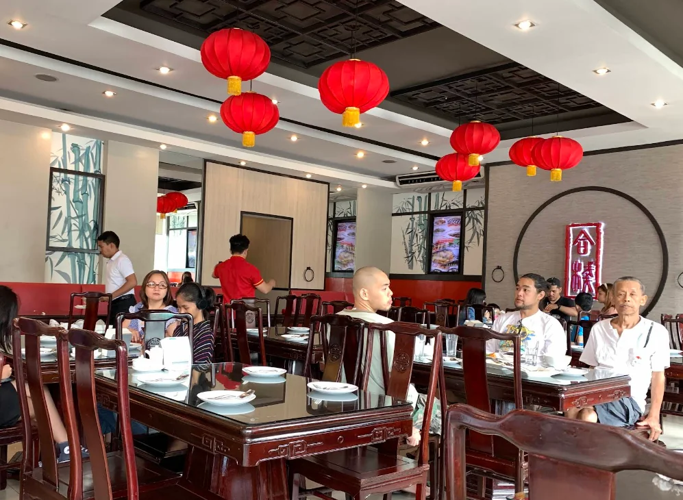 Hap Chan West Avenue restaurant in Quezon City - exterior view and dining atmosphere