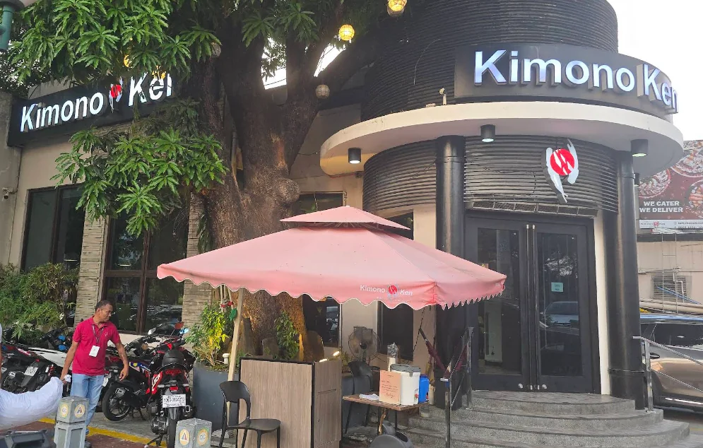 Kimono Ken | Tomas Morato restaurant in Quezon City - exterior view and dining atmosphere