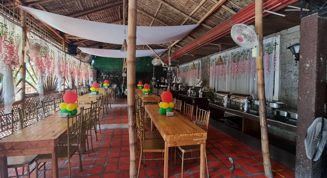 Manyaman Eat All You Can restaurant in Quezon City - exterior view and dining atmosphere