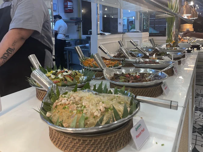 Top 10 Eastwood Restaurants You Can't Miss in 2025