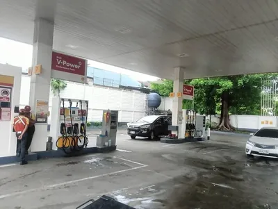 Elaps Litson Manok - Convenience store in Commonwealth Avenue, Quezon City