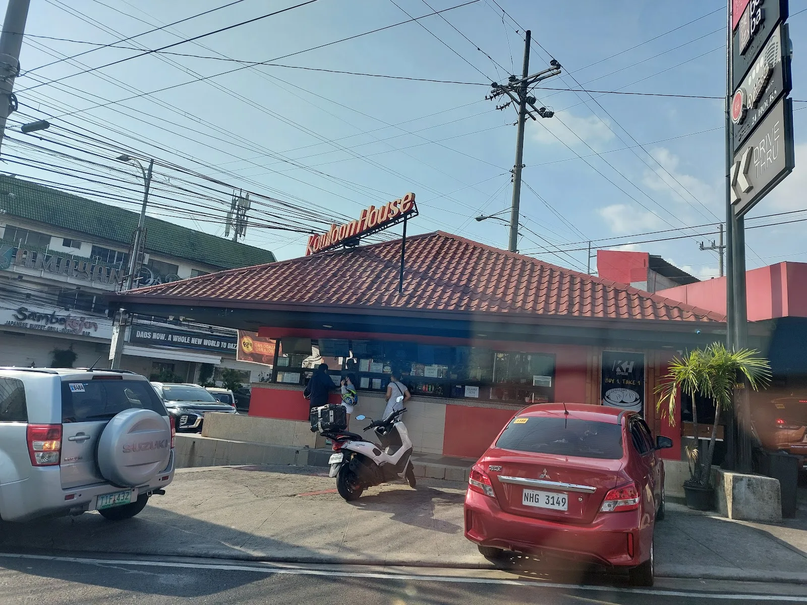 House Of The Golden Dragon - Chinese in West Avenue, Quezon City