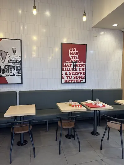 Jollibee - Visayas Tandang Sora - Fast food in Commonwealth Avenue, Quezon City