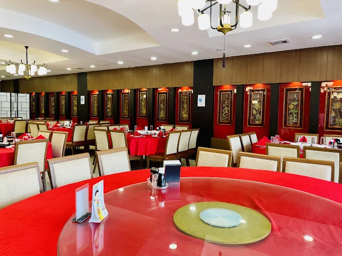 Luck Garden Restaurant restaurant in Quezon City