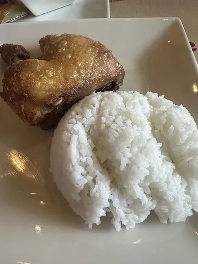 Max's Restaurant - Filipino in Tomas Morato, Quezon City