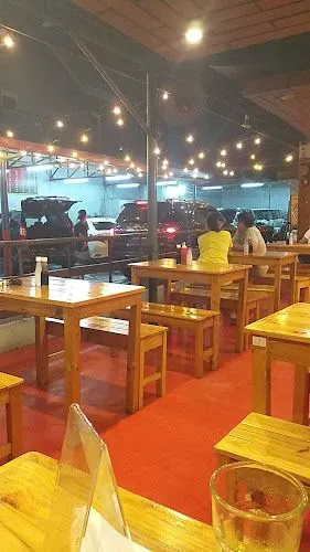 RedDoorz Premium @ West Avenue Quezon City