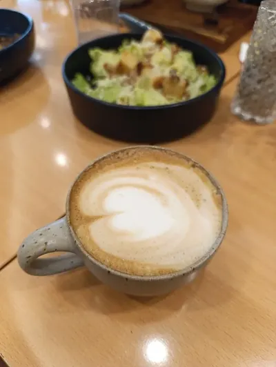 Solaire Resort North - Cake in Maginhawa, Quezon City