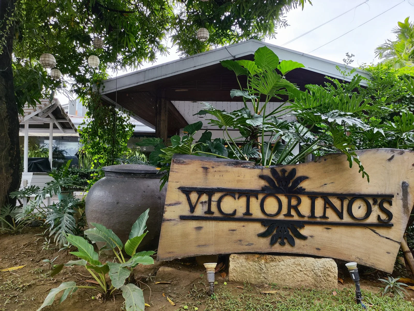 Victorino's Restaurant - Restaurant in Timog, Quezon City