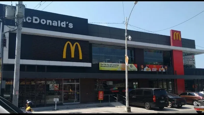 Mcdonalds Alimall restaurant in Quezon City