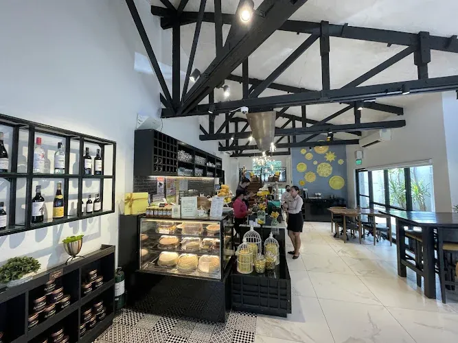 La Creperie White Plains restaurant in Quezon City