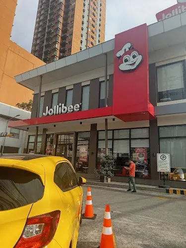 Jollibee P Tuazon 13Th Ave Cubao restaurant in Quezon City