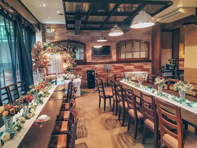 Gerrys Matalino St Q C Gerrys Grill restaurant in Quezon City