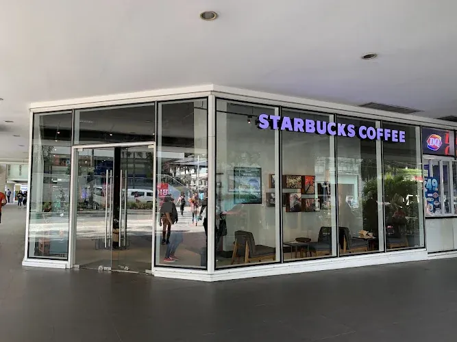 Starbucks Hemady Square restaurant in Quezon City