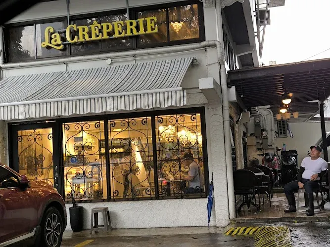 La Creperie New Manila restaurant in Quezon City
