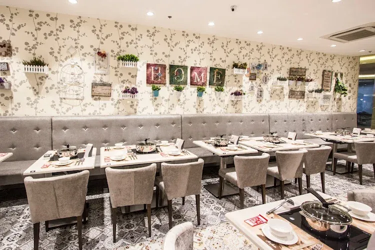 Four Seasons Buffet And Hotpot Araneta Center Cubao restaurant in Quezon City