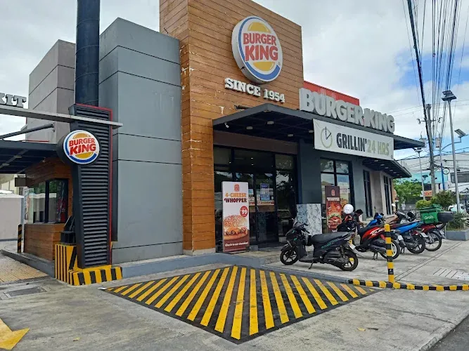 Burger King Up Town Center restaurant in Quezon City