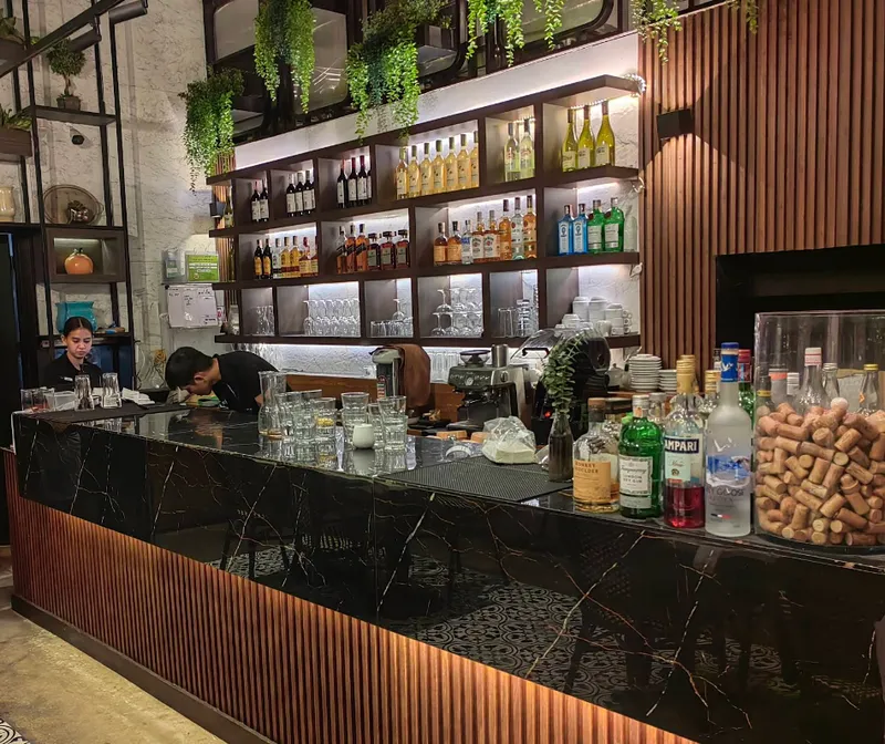 Lola Cafe Tomas Morato - Cafe in Tomas Morato, Quezon City